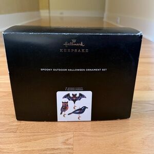 Hallmark Spooky Outdoor Halloween Ornament Set of 3 Year 2020
